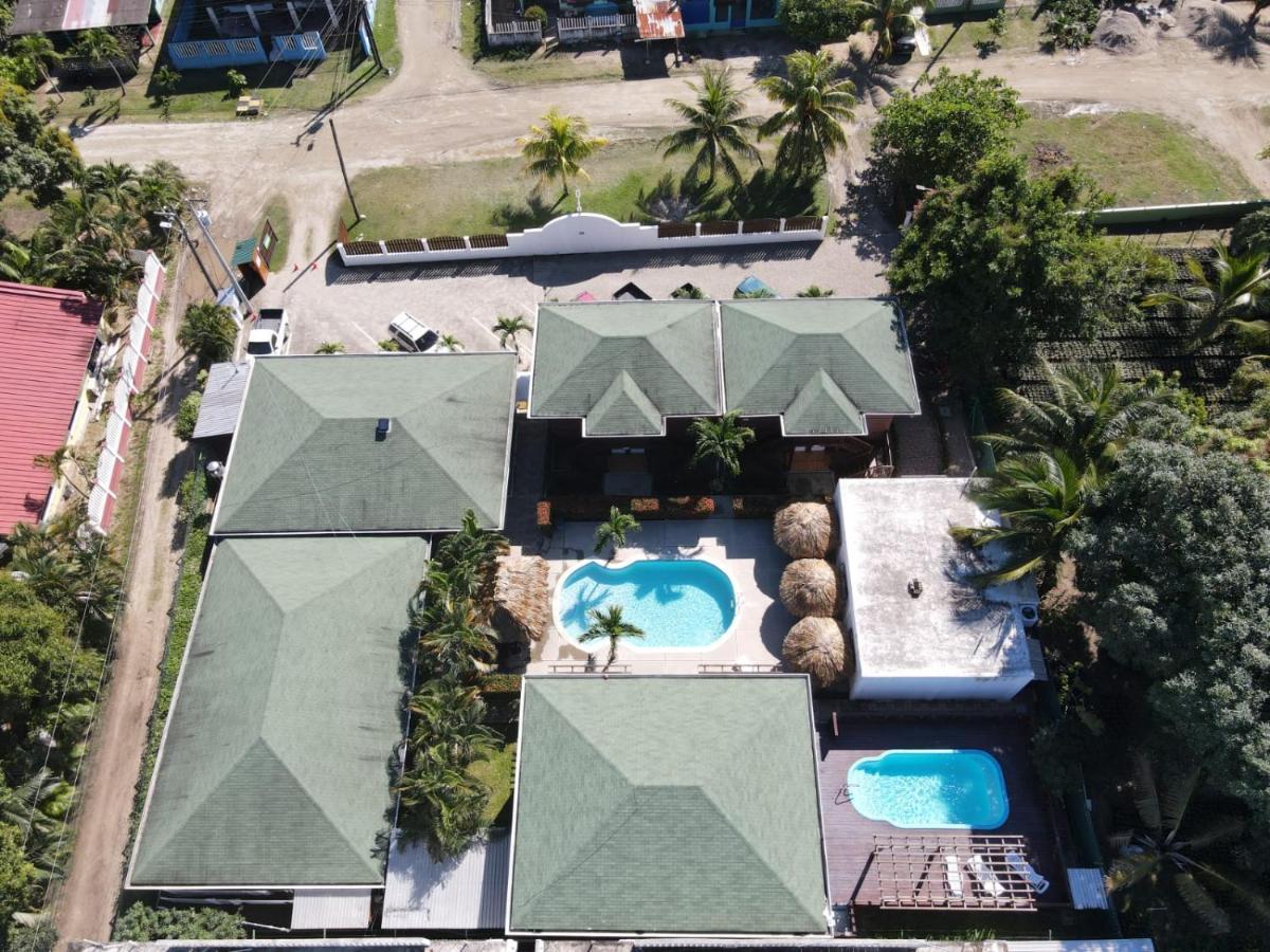 Hotel Playa Caribe เตลา ภายนอก รูปภาพ
