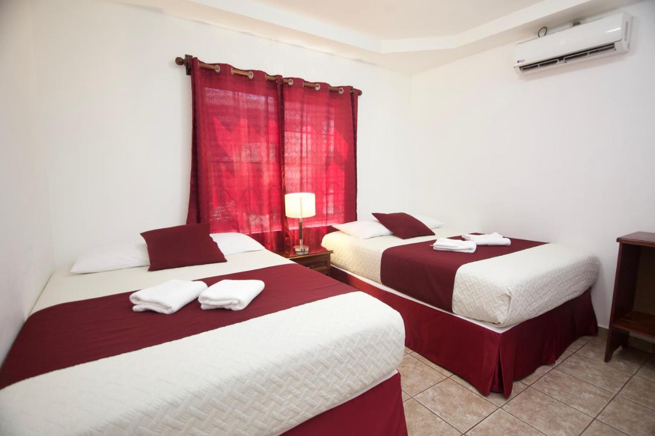 Hotel Playa Caribe เตลา ภายนอก รูปภาพ
