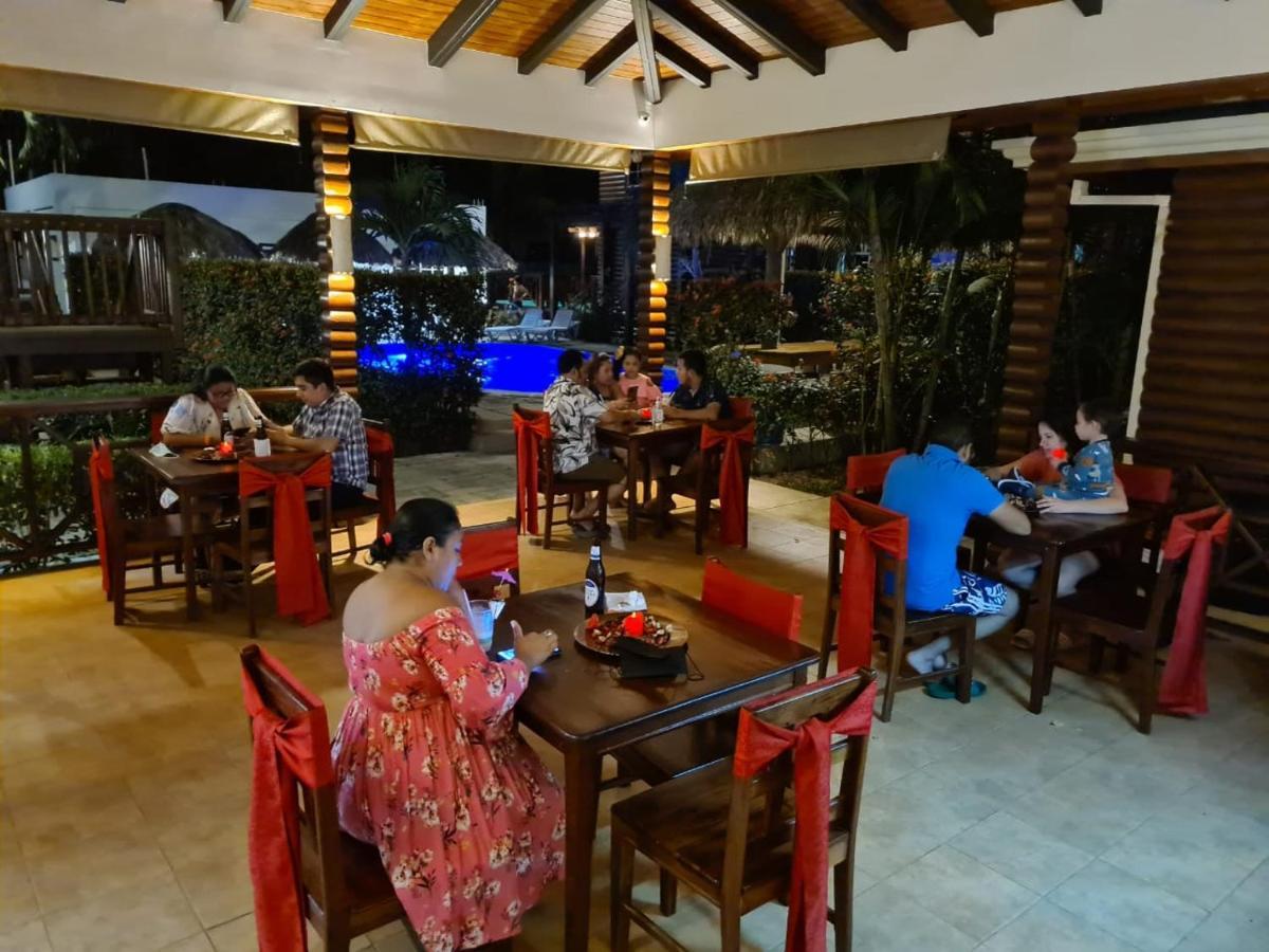Hotel Playa Caribe เตลา ภายนอก รูปภาพ