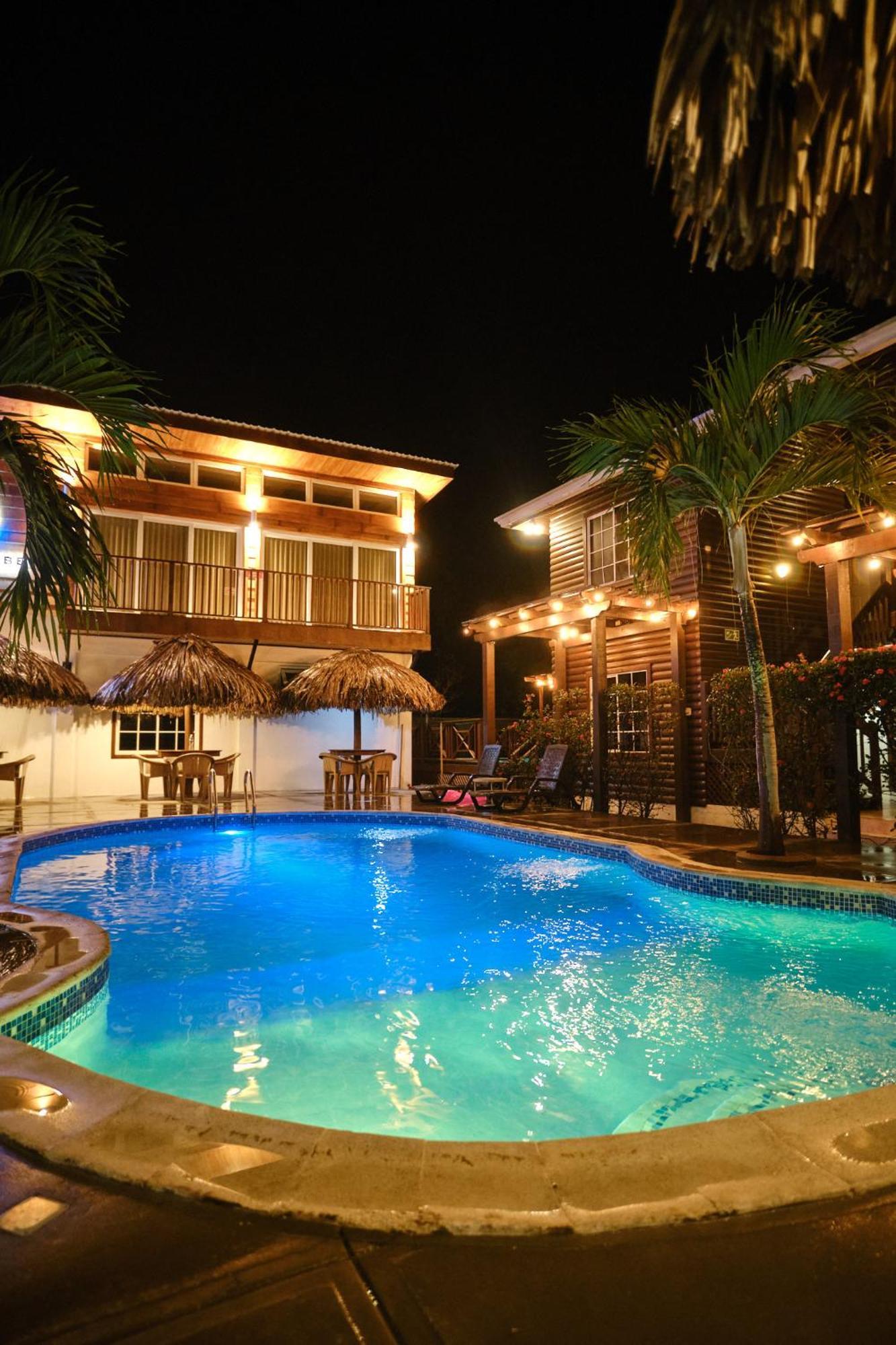 Hotel Playa Caribe เตลา ภายนอก รูปภาพ